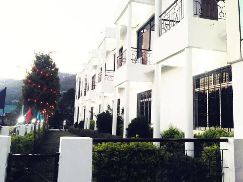 Kanara Hotel Bhimtal Exterior photo